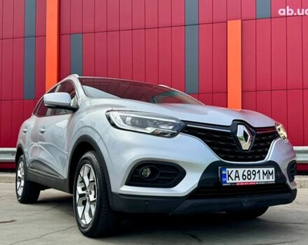 Серый Рено Kadjar, объемом двигателя 1.5 л и пробегом 167 тыс. км за 18500 $, фото 1 на Automoto.ua