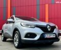 Серый Рено Kadjar, объемом двигателя 1.5 л и пробегом 167 тыс. км за 18500 $, фото 1 на Automoto.ua