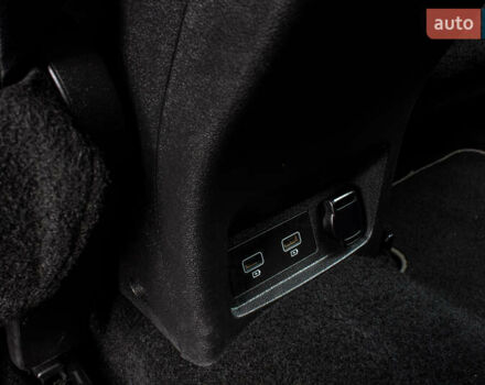 Серый Рено Kadjar, объемом двигателя 0 л и пробегом 77 тыс. км за 15900 $, фото 29 на Automoto.ua