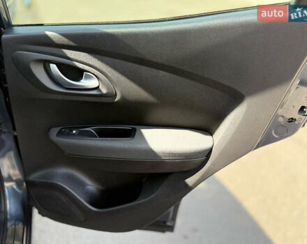 Серый Рено Kadjar, объемом двигателя 1.5 л и пробегом 184 тыс. км за 19100 $, фото 18 на Automoto.ua