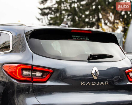 Серый Рено Kadjar, объемом двигателя 0 л и пробегом 77 тыс. км за 15900 $, фото 25 на Automoto.ua