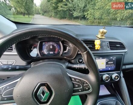 Серый Рено Kadjar, объемом двигателя 1.46 л и пробегом 181 тыс. км за 19000 $, фото 9 на Automoto.ua