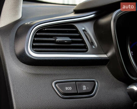 Серый Рено Kadjar, объемом двигателя 0 л и пробегом 77 тыс. км за 15900 $, фото 46 на Automoto.ua