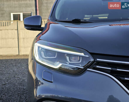 Серый Рено Kadjar, объемом двигателя 1.5 л и пробегом 153 тыс. км за 21300 $, фото 9 на Automoto.ua