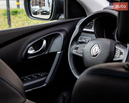 Серый Рено Kadjar, объемом двигателя 0 л и пробегом 77 тыс. км за 15900 $, фото 35 на Automoto.ua