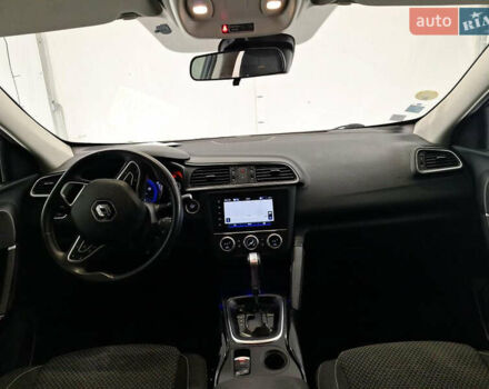 Серый Рено Kadjar, объемом двигателя 1.5 л и пробегом 184 тыс. км за 19100 $, фото 27 на Automoto.ua