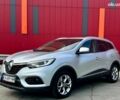 Серый Рено Kadjar, объемом двигателя 1.5 л и пробегом 167 тыс. км за 18500 $, фото 1 на Automoto.ua