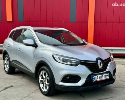 Серый Рено Kadjar, объемом двигателя 1.5 л и пробегом 167 тыс. км за 18500 $, фото 4 на Automoto.ua