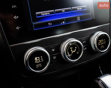 Серый Рено Kadjar, объемом двигателя 0 л и пробегом 77 тыс. км за 15900 $, фото 49 на Automoto.ua