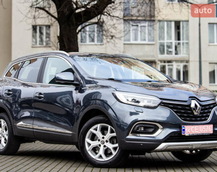 Серый Рено Kadjar, объемом двигателя 0 л и пробегом 77 тыс. км за 15900 $, фото 12 на Automoto.ua