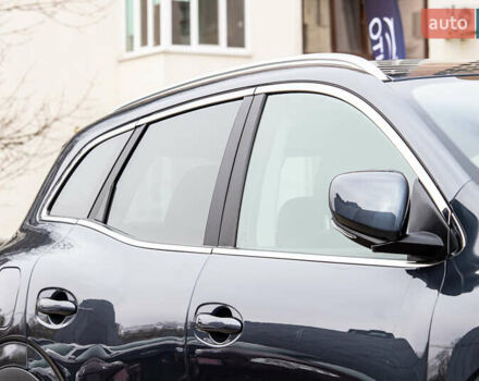 Серый Рено Kadjar, объемом двигателя 0 л и пробегом 77 тыс. км за 15900 $, фото 16 на Automoto.ua