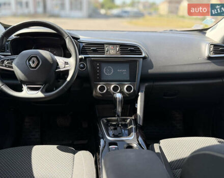 Серый Рено Kadjar, объемом двигателя 1.5 л и пробегом 184 тыс. км за 19100 $, фото 9 на Automoto.ua