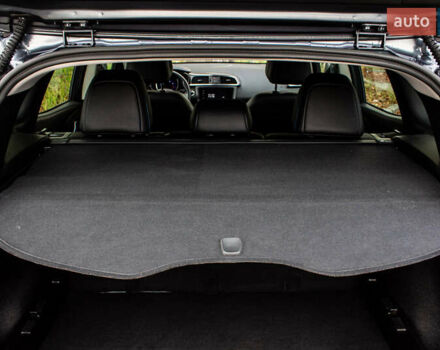 Серый Рено Kadjar, объемом двигателя 0 л и пробегом 77 тыс. км за 15900 $, фото 27 на Automoto.ua