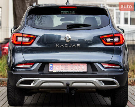 Серый Рено Kadjar, объемом двигателя 0 л и пробегом 77 тыс. км за 15900 $, фото 17 на Automoto.ua