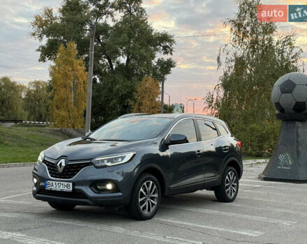 Сірий Рено Kadjar, об'ємом двигуна 1.5 л та пробігом 88 тис. км за 21700 $, фото 3 на Automoto.ua