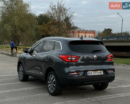 Сірий Рено Kadjar, об'ємом двигуна 1.5 л та пробігом 88 тис. км за 21700 $, фото 5 на Automoto.ua