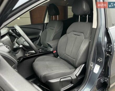 Серый Рено Kadjar, объемом двигателя 1.5 л и пробегом 147 тыс. км за 19999 $, фото 26 на Automoto.ua