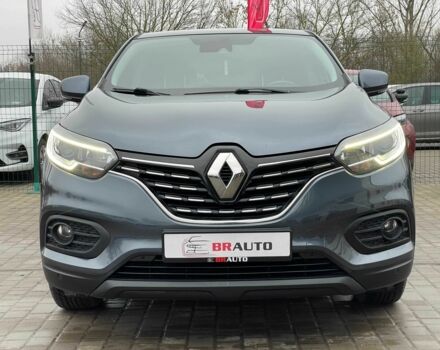 Серый Рено Kadjar, объемом двигателя 0 л и пробегом 147 тыс. км за 19999 $, фото 1 на Automoto.ua
