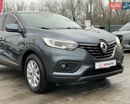 Серый Рено Kadjar, объемом двигателя 1.5 л и пробегом 147 тыс. км за 19999 $, фото 7 на Automoto.ua