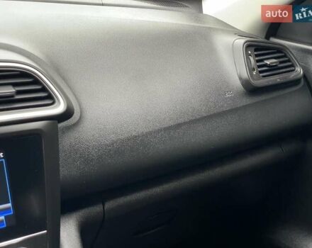 Серый Рено Kadjar, объемом двигателя 1.5 л и пробегом 147 тыс. км за 19999 $, фото 57 на Automoto.ua