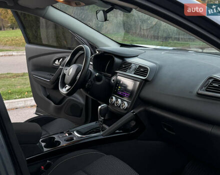 Сірий Рено Kadjar, об'ємом двигуна 1.5 л та пробігом 88 тис. км за 21700 $, фото 29 на Automoto.ua