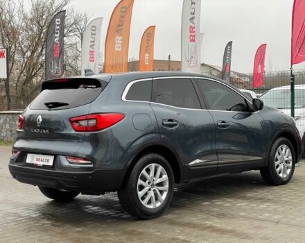 Серый Рено Kadjar, объемом двигателя 0 л и пробегом 147 тыс. км за 19999 $, фото 4 на Automoto.ua