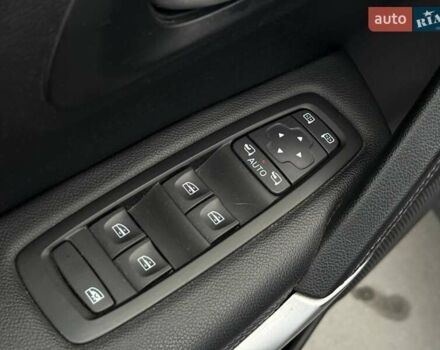 Серый Рено Kadjar, объемом двигателя 1.46 л и пробегом 362 тыс. км за 13900 $, фото 18 на Automoto.ua