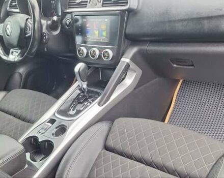 Серый Рено Kadjar, объемом двигателя 1.5 л и пробегом 139 тыс. км за 18950 $, фото 85 на Automoto.ua
