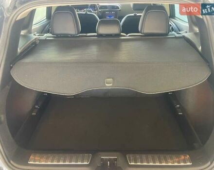 Серый Рено Kadjar, объемом двигателя 1.3 л и пробегом 77 тыс. км за 15800 $, фото 12 на Automoto.ua