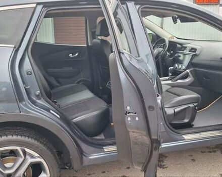 Серый Рено Kadjar, объемом двигателя 1.5 л и пробегом 139 тыс. км за 18950 $, фото 16 на Automoto.ua