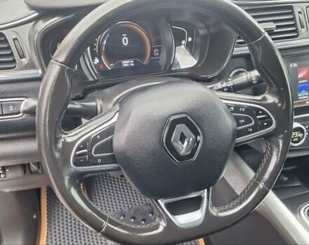 Серый Рено Kadjar, объемом двигателя 1.5 л и пробегом 139 тыс. км за 18950 $, фото 88 на Automoto.ua