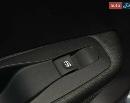 Серый Рено Kadjar, объемом двигателя 1.46 л и пробегом 362 тыс. км за 13900 $, фото 39 на Automoto.ua