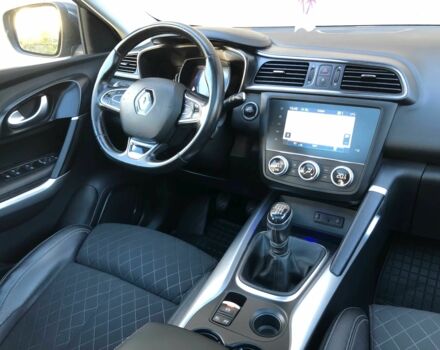 Серый Рено Kadjar, объемом двигателя 1.7 л и пробегом 46 тыс. км за 12900 $, фото 11 на Automoto.ua