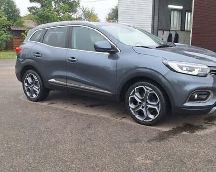 Серый Рено Kadjar, объемом двигателя 1.5 л и пробегом 139 тыс. км за 18950 $, фото 48 на Automoto.ua