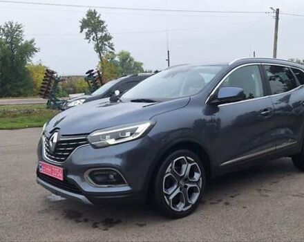 Серый Рено Kadjar, объемом двигателя 1.5 л и пробегом 139 тыс. км за 18950 $, фото 2 на Automoto.ua