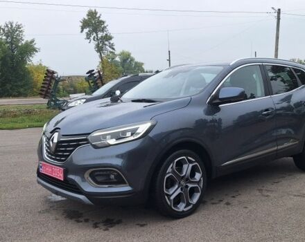 Серый Рено Kadjar, объемом двигателя 0 л и пробегом 139 тыс. км за 18950 $, фото 2 на Automoto.ua