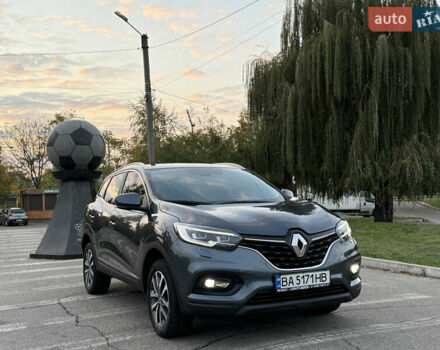 Сірий Рено Kadjar, об'ємом двигуна 1.5 л та пробігом 88 тис. км за 21700 $, фото 7 на Automoto.ua