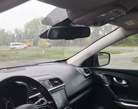 Серый Рено Kadjar, объемом двигателя 1.5 л и пробегом 139 тыс. км за 18950 $, фото 70 на Automoto.ua
