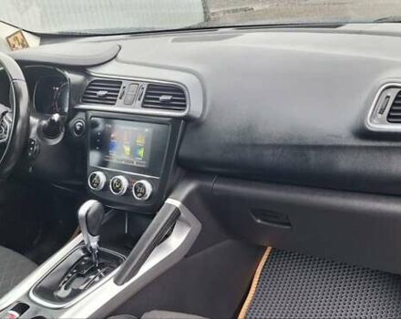Серый Рено Kadjar, объемом двигателя 1.5 л и пробегом 139 тыс. км за 18950 $, фото 82 на Automoto.ua