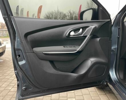 Серый Рено Kadjar, объемом двигателя 0 л и пробегом 147 тыс. км за 19999 $, фото 10 на Automoto.ua