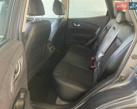 Серый Рено Kadjar, объемом двигателя 1.3 л и пробегом 77 тыс. км за 15800 $, фото 10 на Automoto.ua