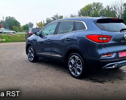 Серый Рено Kadjar, объемом двигателя 1.5 л и пробегом 139 тыс. км за 18950 $, фото 4 на Automoto.ua