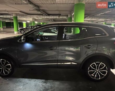 Серый Рено Kadjar, объемом двигателя 1.46 л и пробегом 102 тыс. км за 21600 $, фото 3 на Automoto.ua