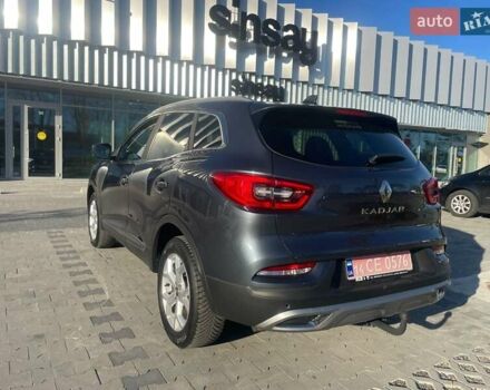 Серый Рено Kadjar, объемом двигателя 1.3 л и пробегом 77 тыс. км за 15800 $, фото 8 на Automoto.ua