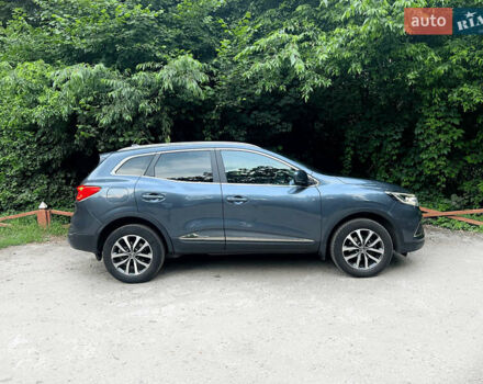 Серый Рено Kadjar, объемом двигателя 1.46 л и пробегом 58 тыс. км за 22500 $, фото 3 на Automoto.ua