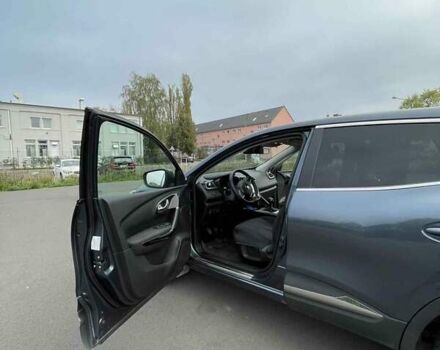 Серый Рено Kadjar, объемом двигателя 1.46 л и пробегом 39 тыс. км за 22200 $, фото 2 на Automoto.ua