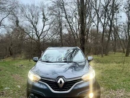Серый Рено Kadjar, объемом двигателя 1.46 л и пробегом 278 тыс. км за 16489 $, фото 1 на Automoto.ua