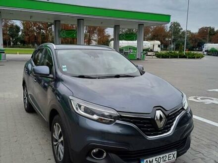 Сірий Рено Kadjar, об'ємом двигуна 1.5 л та пробігом 277 тис. км за 14600 $, фото 1 на Automoto.ua