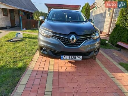 Серый Рено Kadjar, объемом двигателя 1.6 л и пробегом 185 тыс. км за 15200 $, фото 1 на Automoto.ua
