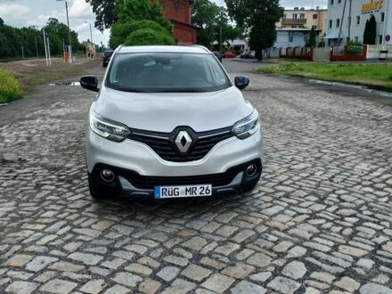 Сірий Рено Kadjar, об'ємом двигуна 1.6 л та пробігом 45 тис. км за 9400 $, фото 1 на Automoto.ua